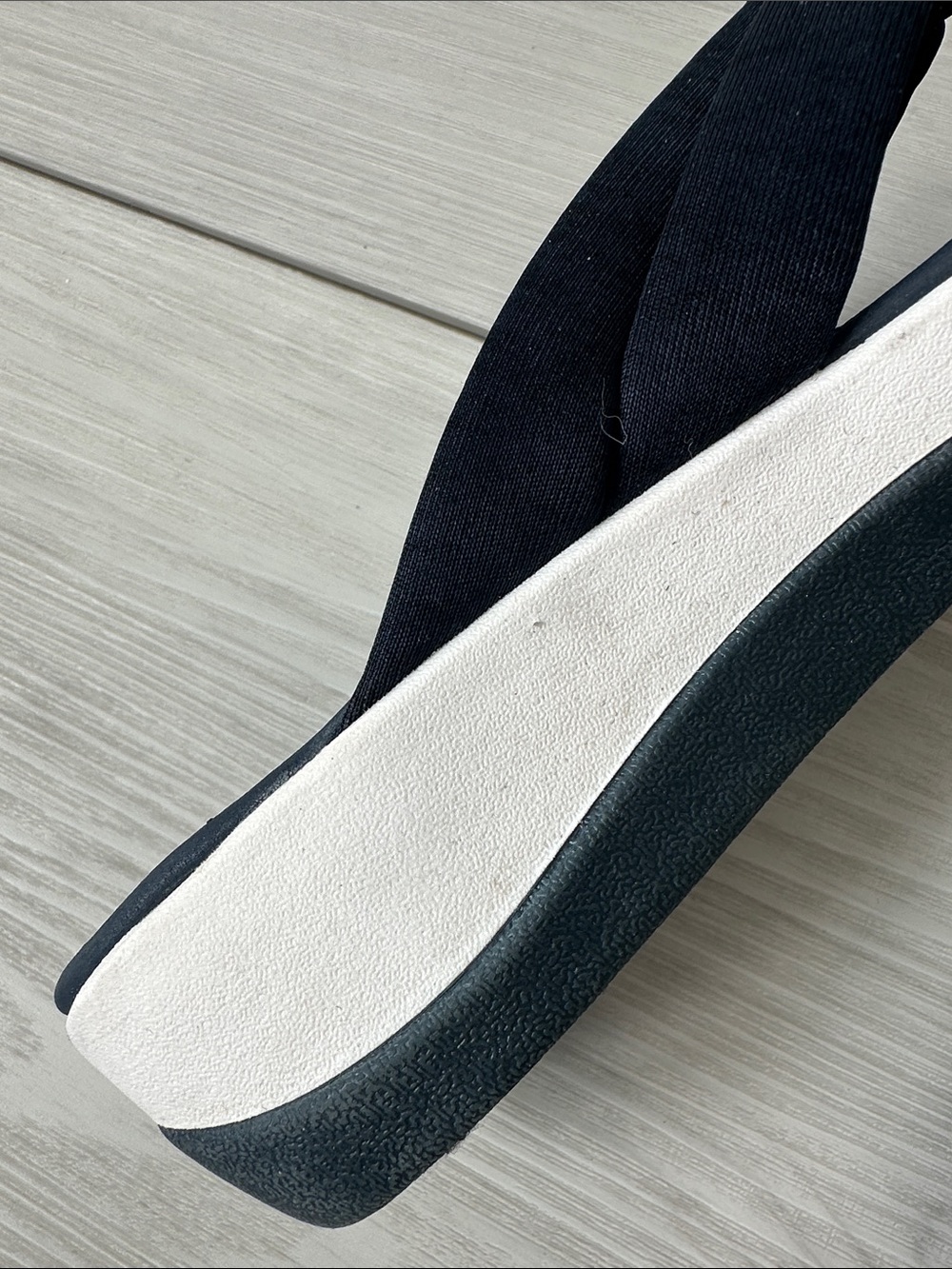 Clarks Cloudsteppers Black and White Women's Wedge Sandals - Picture 3 of 5